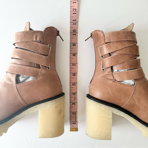 Free People leather strappy cutout ankle boot Jesse tan lug sole beige camel 37 - Picture 14 of 16